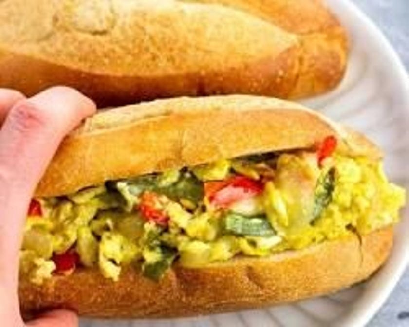 Pepper & Egg Sandwich.