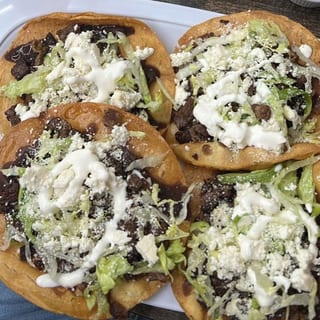 Bistec (Steak) Tostada